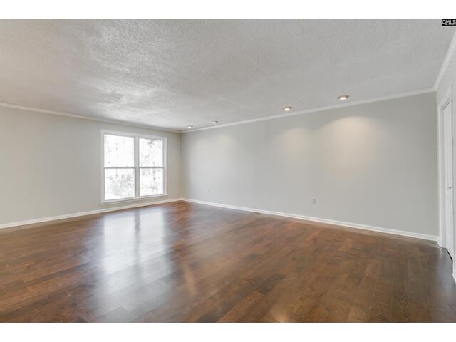 Photo of 7905 Castleton Lane