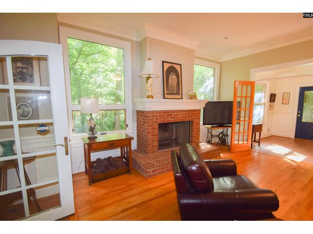 Photo of 113 Kenwood Court