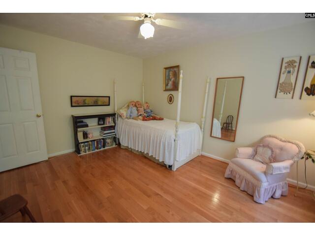 Photo of 113 Kenwood Court