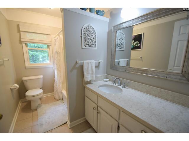 Photo of 113 Kenwood Court