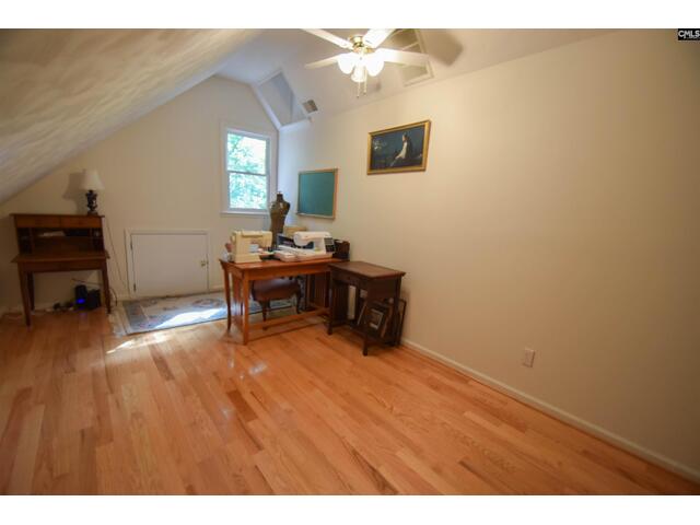 Photo of 113 Kenwood Court