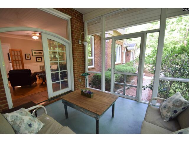 Photo of 113 Kenwood Court