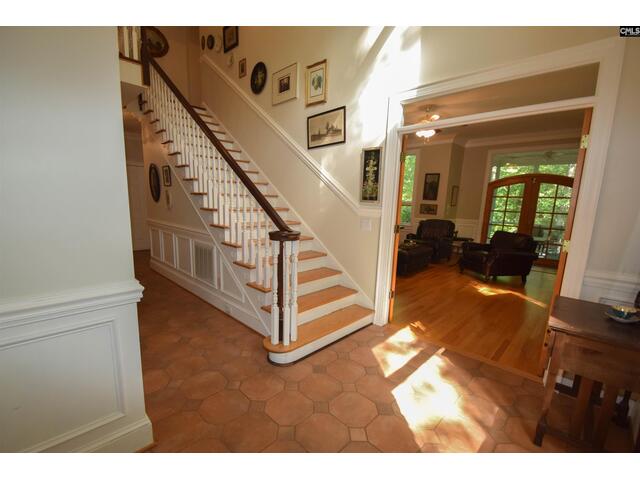 Photo of 113 Kenwood Court