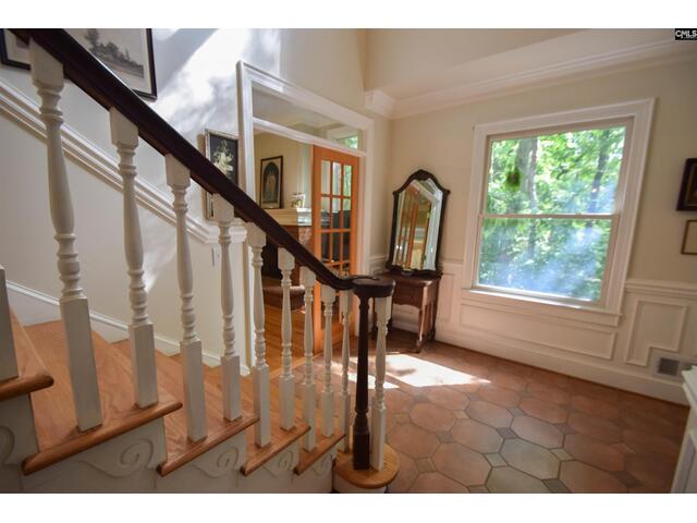 Photo of 113 Kenwood Court