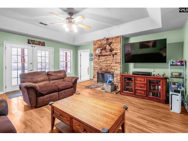 Photo of 443 sessions road