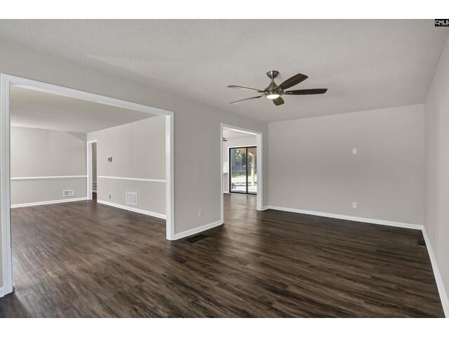 Photo of 207 Baymore Lane