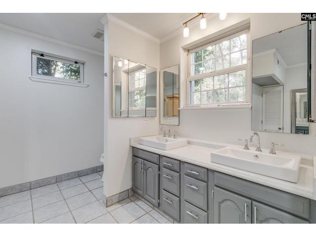 Photo of 1602 Lake Road