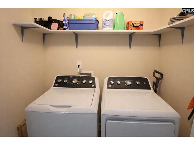 Photo of 126 Southern Oak Drive