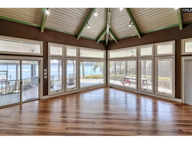 Photo of 510 Yachting Road