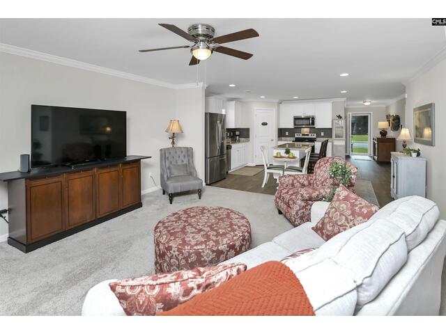 Photo of 206 Carriagebrook Circle Photo of 206 Carriagebrook Circle