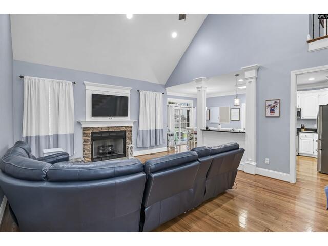 Photo of 220 Lake Frances Drive Photo of 220 Lake Frances Drive