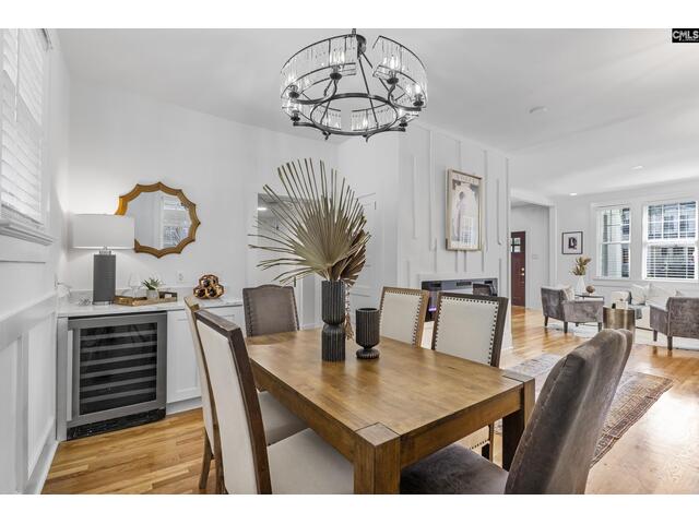 Photo of 1731 Maplewood Drive