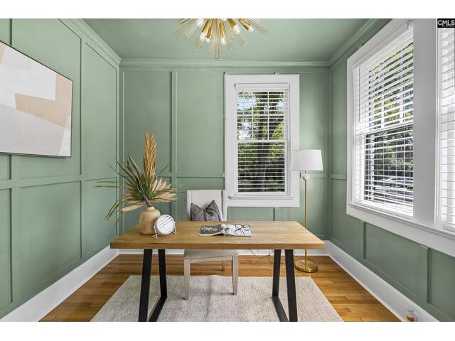 Photo of 1731 Maplewood Drive