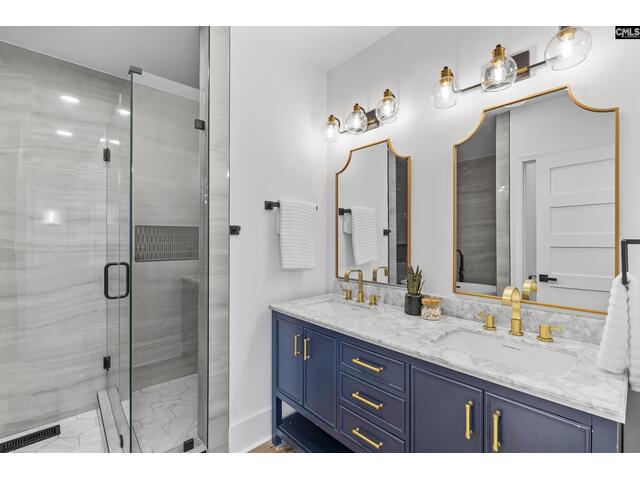 Photo of 1731 Maplewood Drive