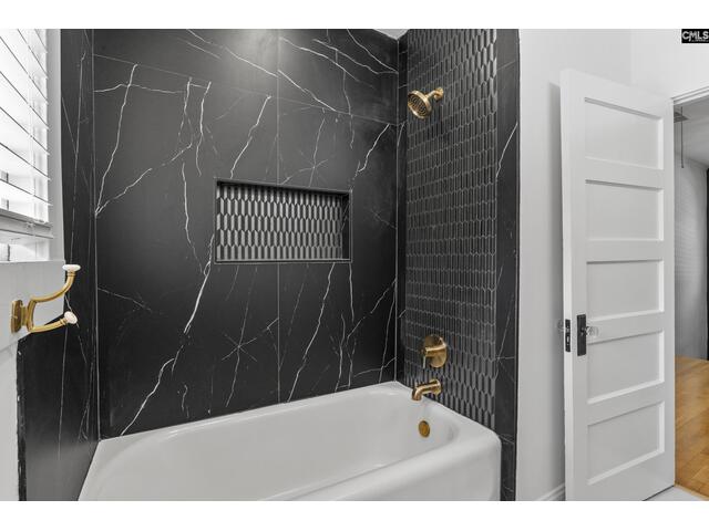 Photo of 1731 Maplewood Drive