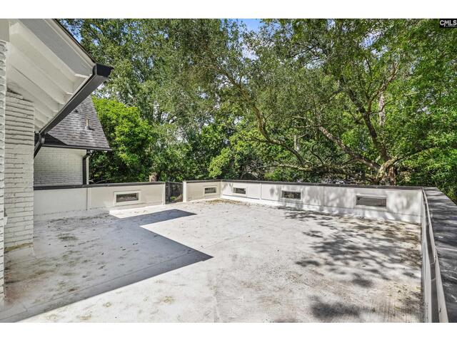 Photo of 1731 Maplewood Drive