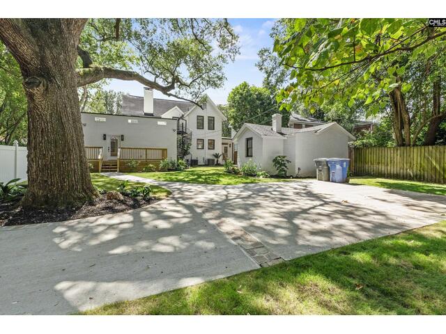 Photo of 1731 Maplewood Drive