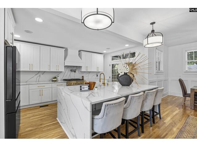 Photo of 1731 Maplewood Drive