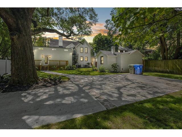 Photo of 1731 Maplewood Drive