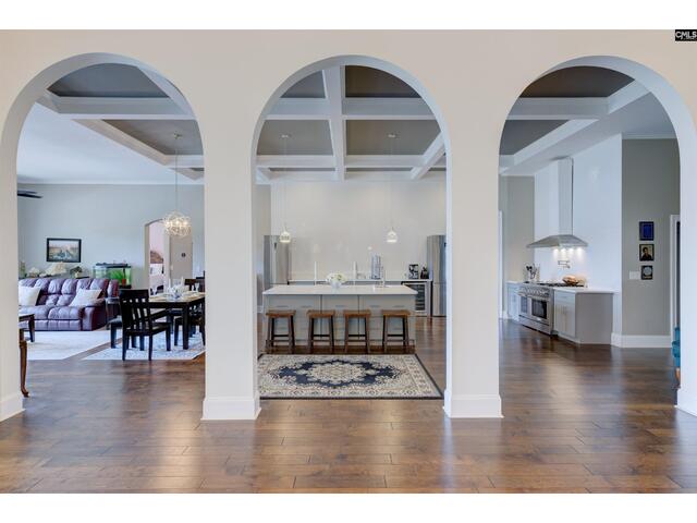 Photo of 305 Northlake Road Photo of 305 Northlake Road