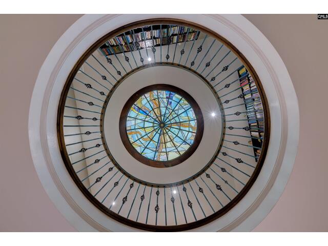 Photo of 305 Northlake Road Photo of 305 Northlake Road