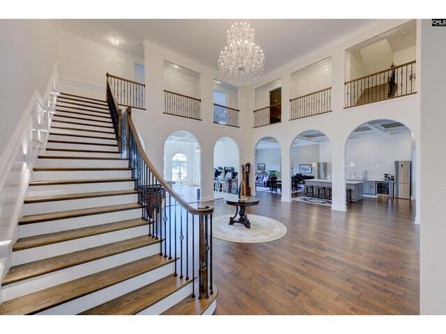 Photo of 305 Northlake Road Photo of 305 Northlake Road