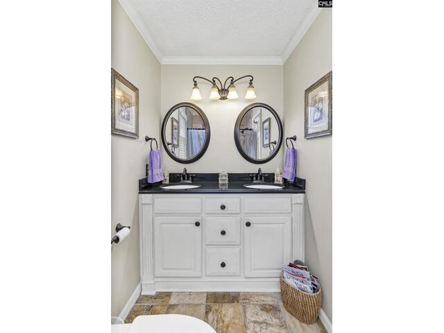 Photo of 33 Windsor Cove Photo of 33 Windsor Cove