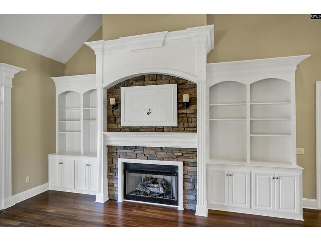 Photo of 148 royal creek drive