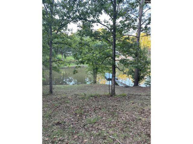 Photo of 1672 Lakeshore Road