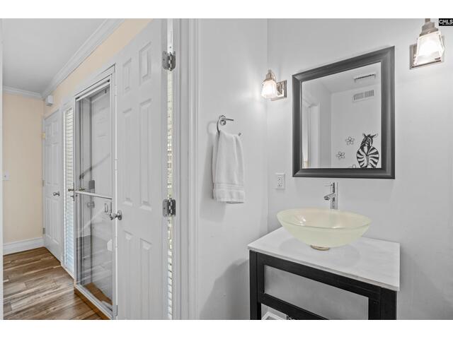 Photo of 301 Harbor Heights Drive