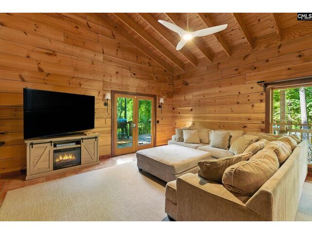 Photo of 200 Derrick Drive