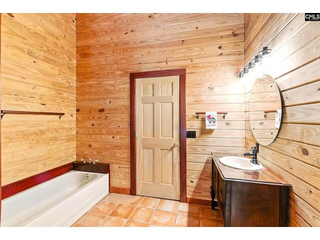 Photo of 200 Derrick Drive