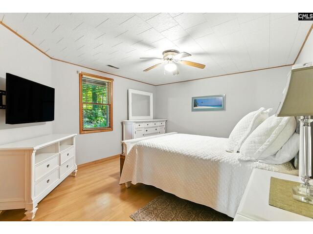 Photo of 200 Derrick Drive