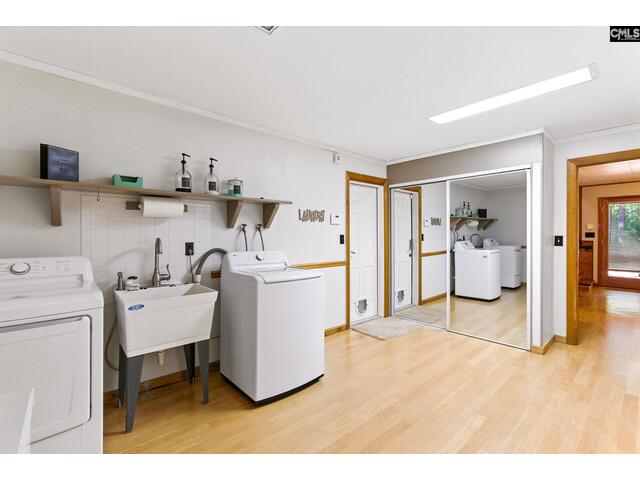 Photo of 200 Derrick Drive