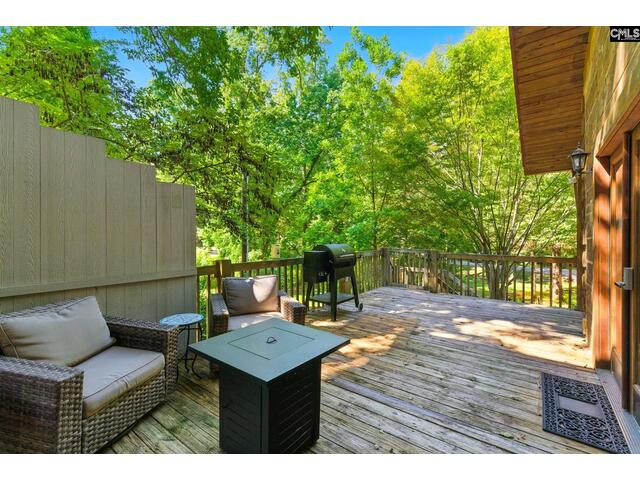 Photo of 200 Derrick Drive