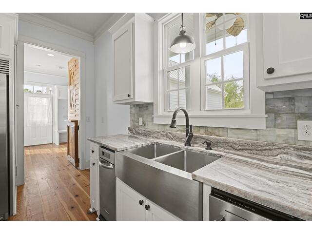 Photo of 115 Ascot Drive