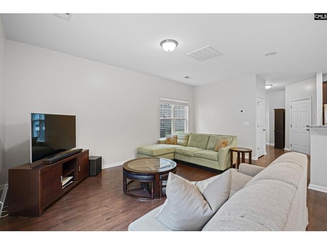 Photo of 528 Slices Way Photo of 528 Slices Way
