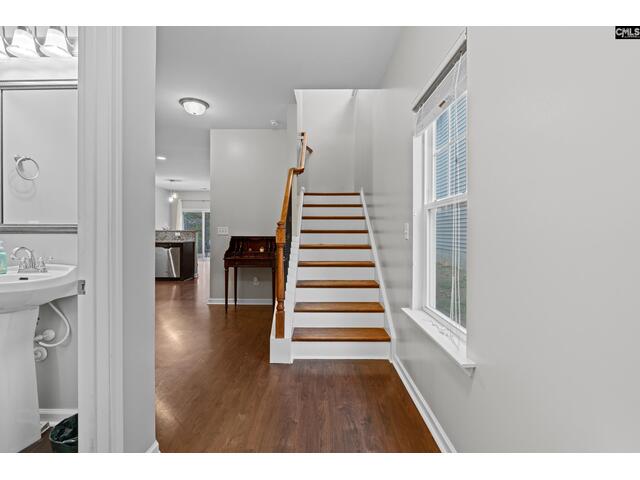 Photo of 528 Slices Way Photo of 528 Slices Way