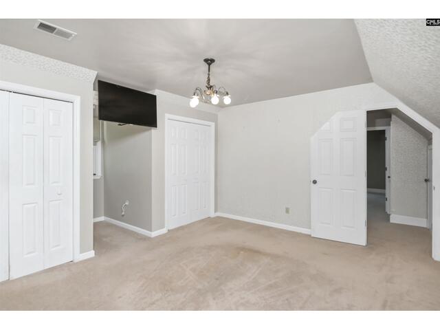 Photo of 730 Stoneridge Road Photo of 730 Stoneridge Road