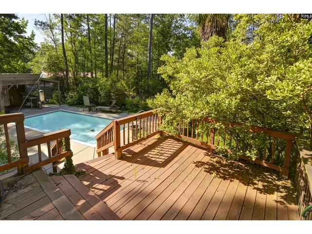 Photo of 730 Stoneridge Road Photo of 730 Stoneridge Road