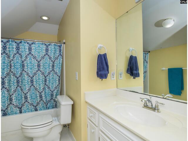 Photo of 304 Racket Road