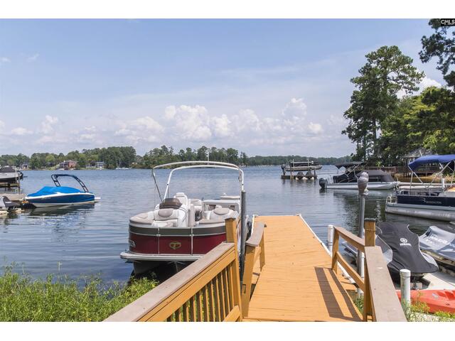 Photo of 304 Racket Road