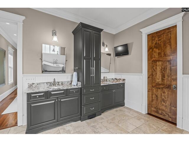 Photo of 232 Waters Edge Drive