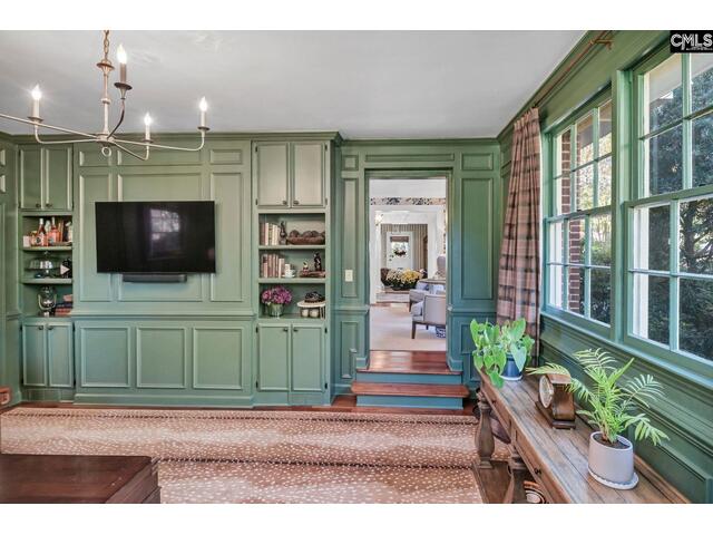 Photo of 798 Kawana Road