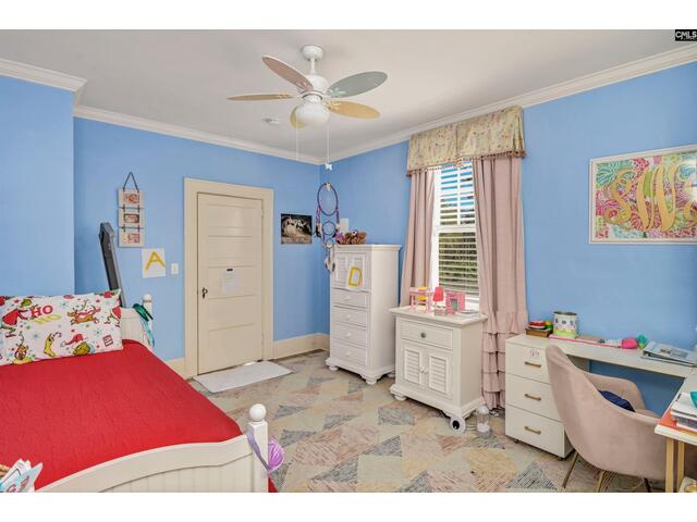 Photo of 798 Kawana Road