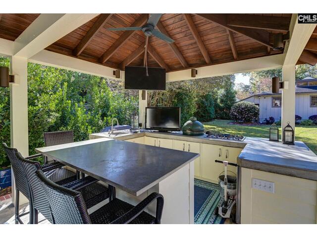 Photo of 798 Kawana Road