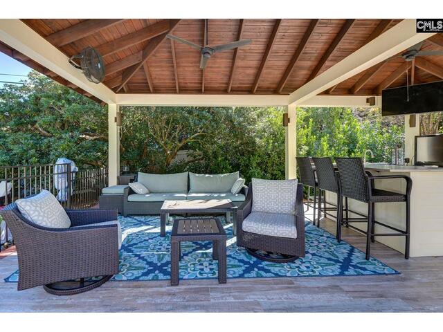 Photo of 798 Kawana Road