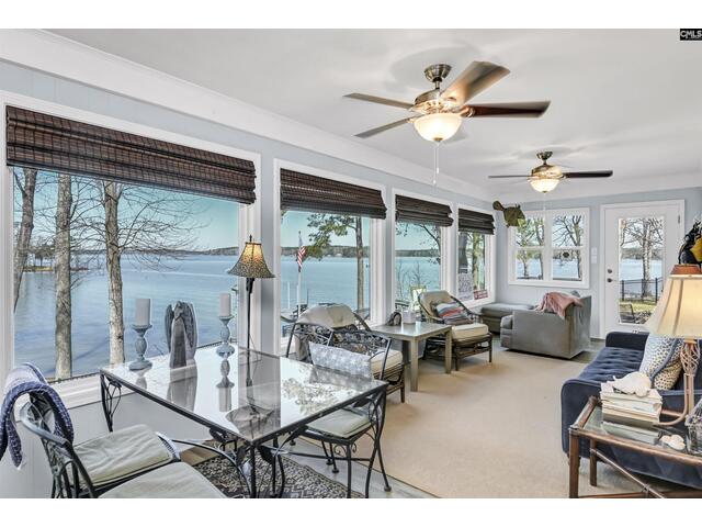 Photo of 2592 Lake Road