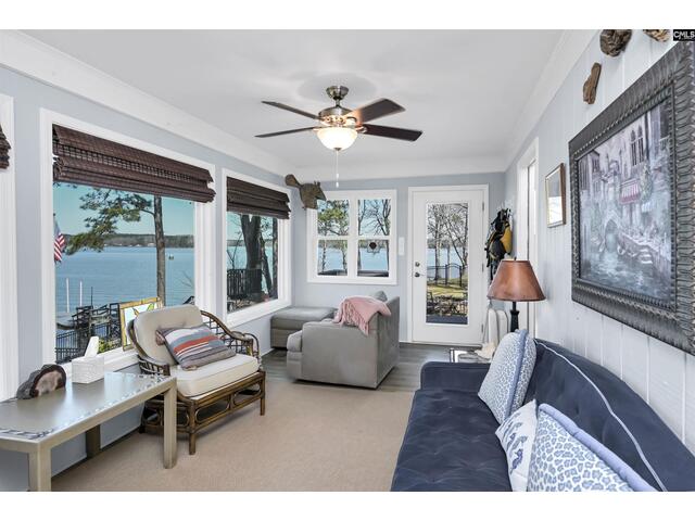 Photo of 2592 Lake Road
