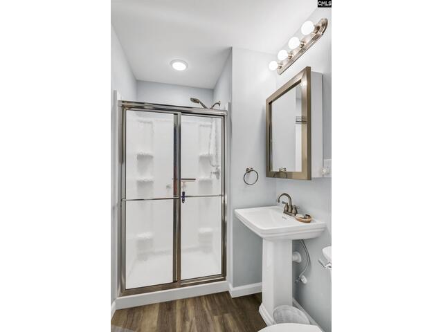 Photo of 2592 Lake Road